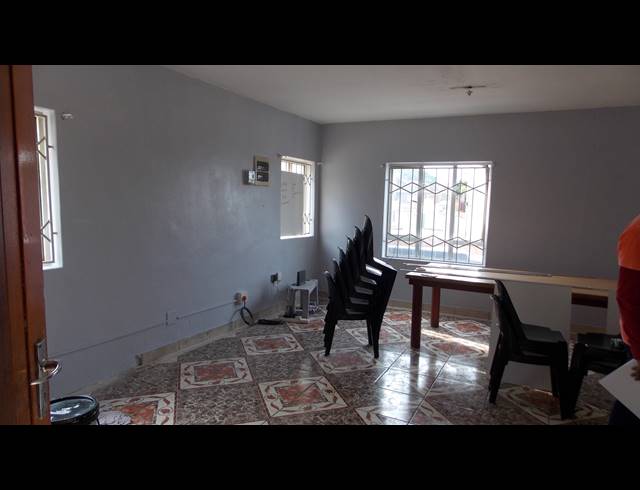 9 BEDROOM HOUSE FOR SALE IN ISIPINGO RAIL
